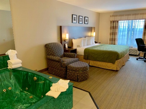 Country Inn & Suites by Radisson, Kenosha, WI image 13