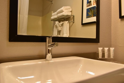 Country Inn & Suites by Radisson, Kenosha, WI image 25
