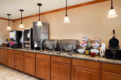 Country Inn & Suites by Radisson, Kenosha, WI image 3