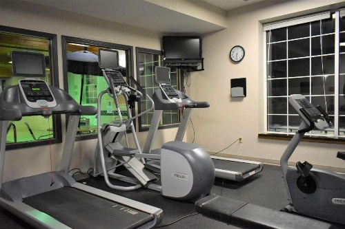 Country Inn & Suites by Radisson, Kenosha, WI image 33