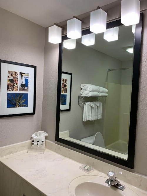 Country Inn & Suites by Radisson, Kenosha, WI image 42