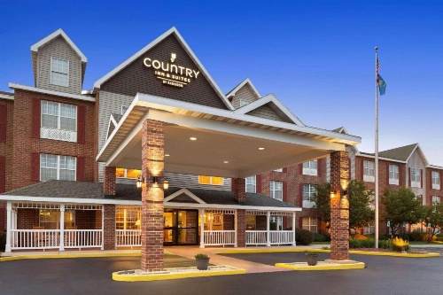 Country Inn & Suites by Radisson, Kenosha, WI image 47