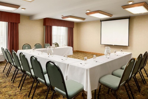 Country Inn & Suites by Radisson, Kenosha, WI image 9